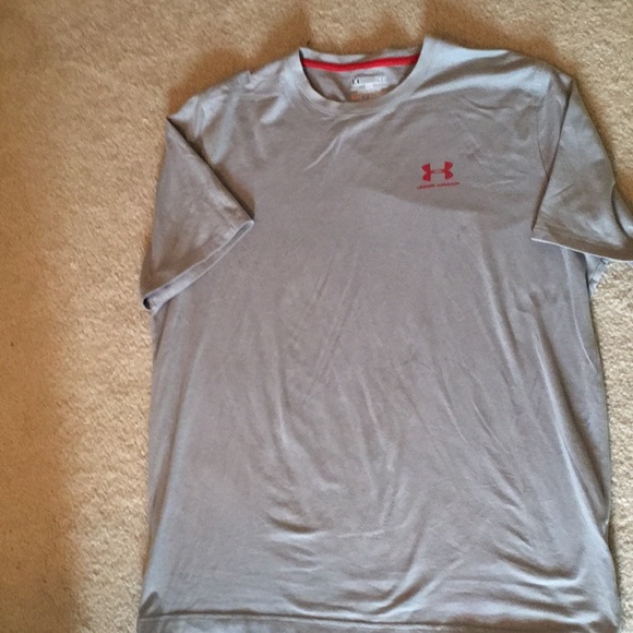 Under Armour Other - Under Armour Loose-fit T-Shirt